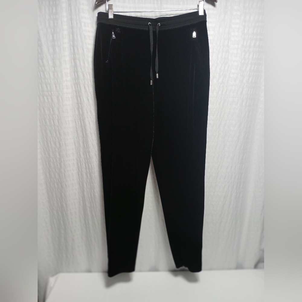 Lauren Ralph Lauren Ladies Pull On Straight Leg Velour Pants.